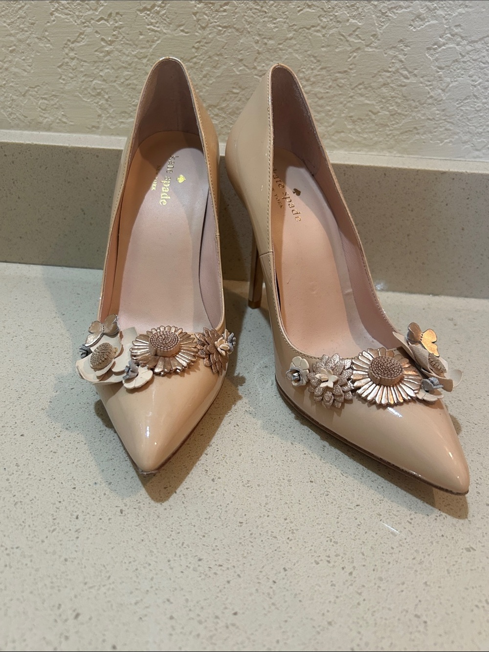 kate spade patent nude floral applique pointed-toe pumps